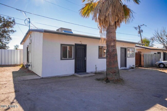 Photo - 723 E Sunnyslope Ln