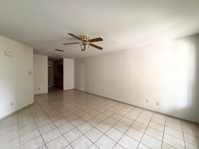 Photo - 507 Shiloh Dr Unidad 13