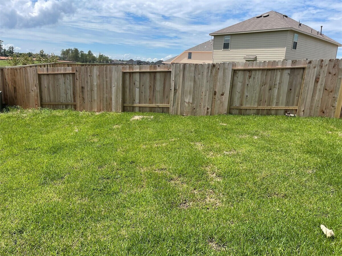 Photo - 440 Jewett Meadow Dr