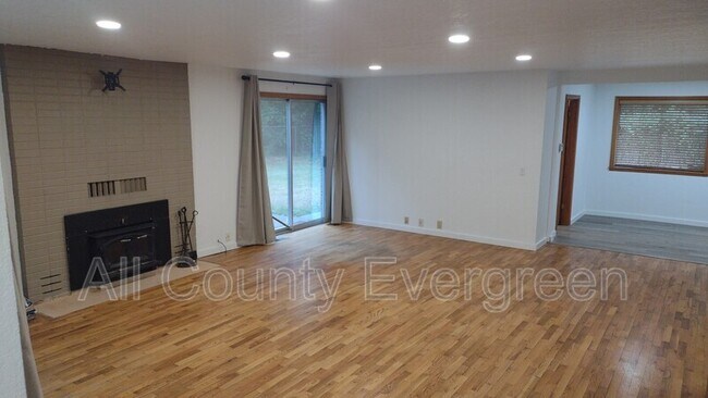 Photo - 17224 SE Wax Rd