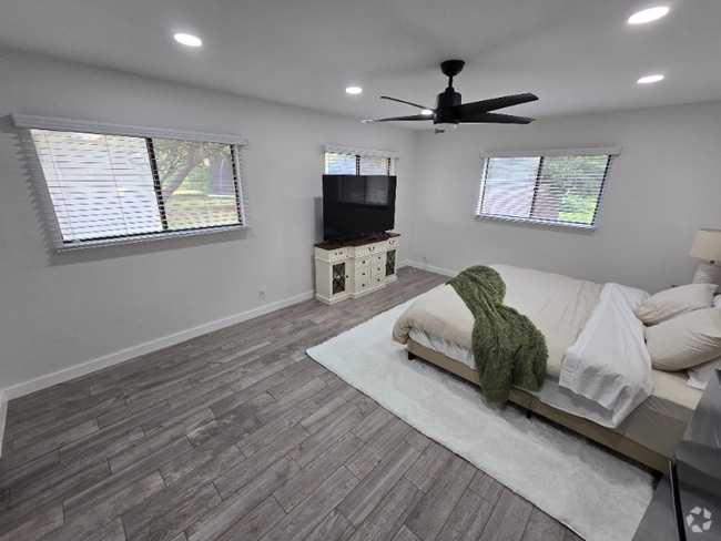 Building Photo - 4215 Summer Breeze Ln Rental
