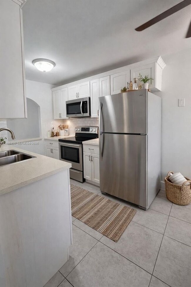 Photo - 155 Lakeview Dr