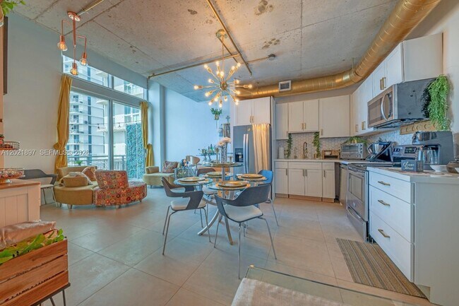 Photo - 690 SW 1st Ct Unit 2922