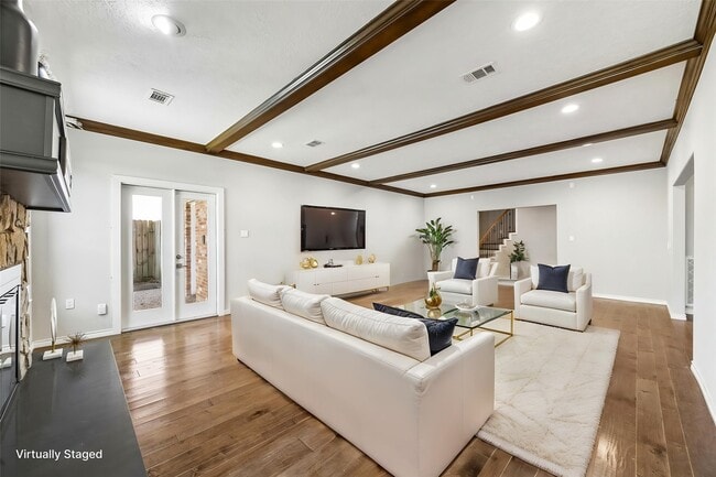 Photo - 1030 Crossroads Dr