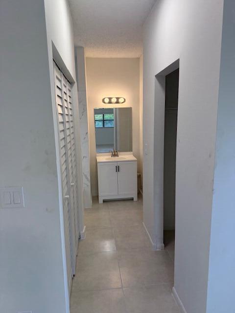 Photo - 2301 NE 16th St