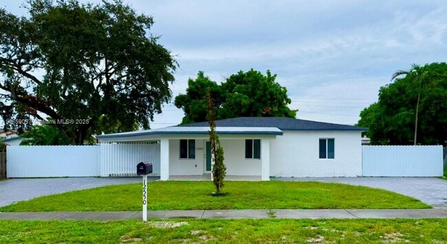 Building Photo - 12550 NW 23rd Ave Rental
