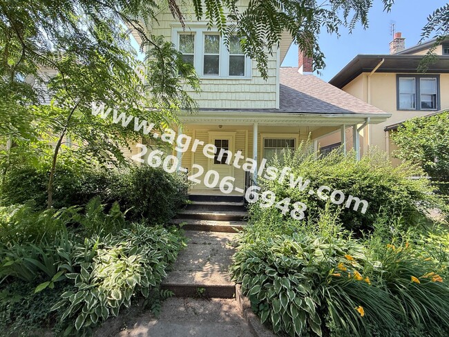 Photo - 919 Rivermet Ave Apartment Unit 919 Rivermet Ave