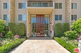 Photo - 809 S Bundy Dr