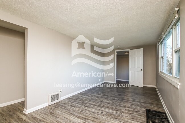 Photo - 1709 Campbell Dr