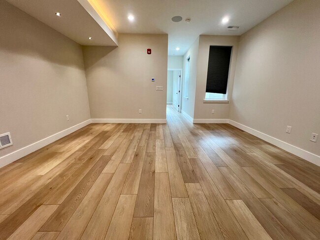 Photo - 626 W Norris St Unidad 2