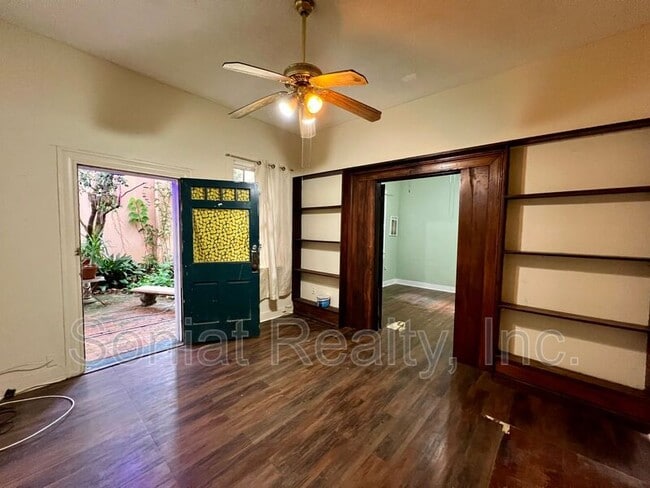 Photo - 619 St Philip St Unit 10