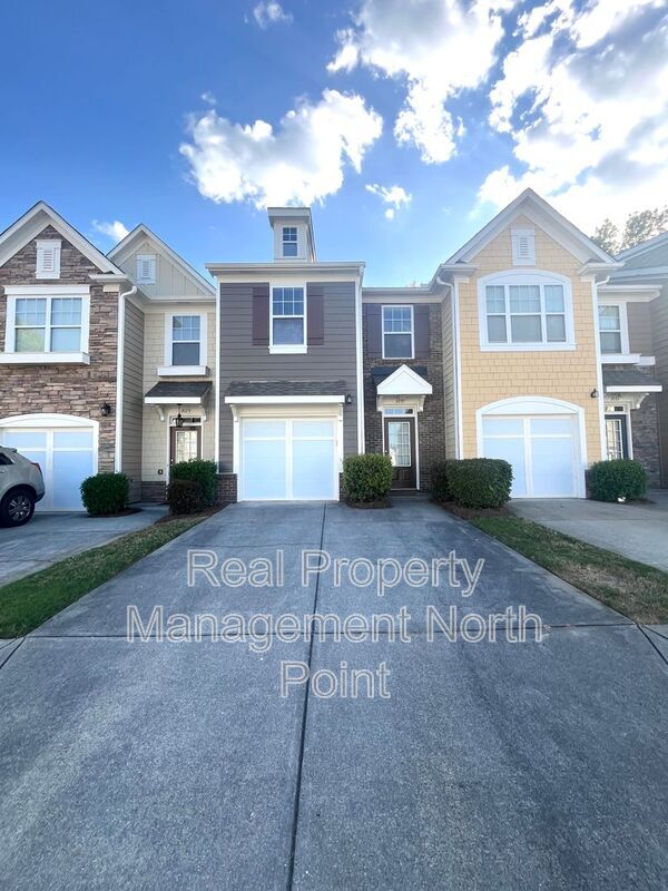 Photo - 2031 Lakeshore Overlook Dr