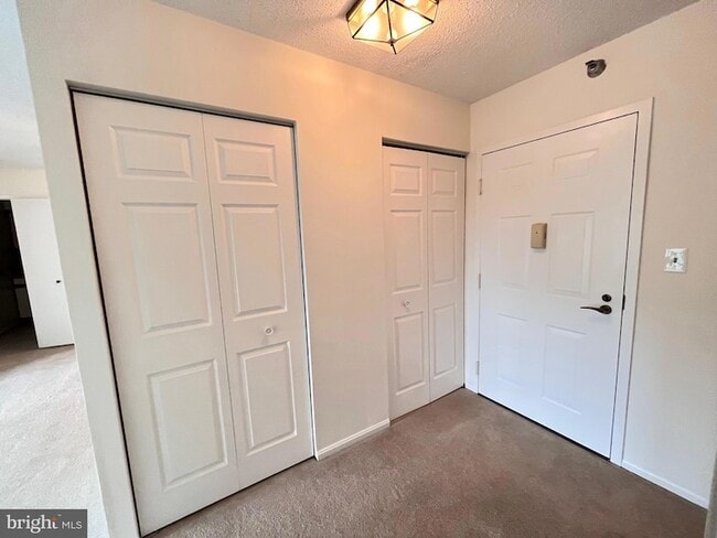 Photo - 15100 Interlachen Dr Unit 815