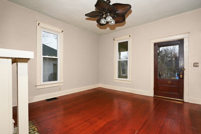 Photo - For Rent: 2BR, 1BA duplex Unit A