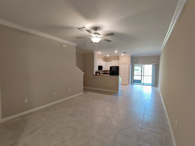Photo - 1530 Cassius St