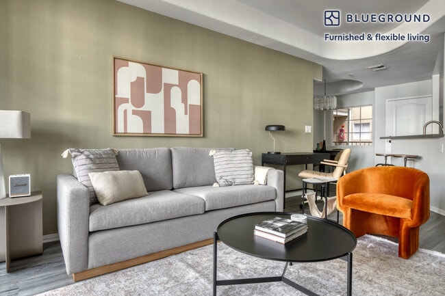 Photo - 114 N Doheny Dr Unit FL2-ID866