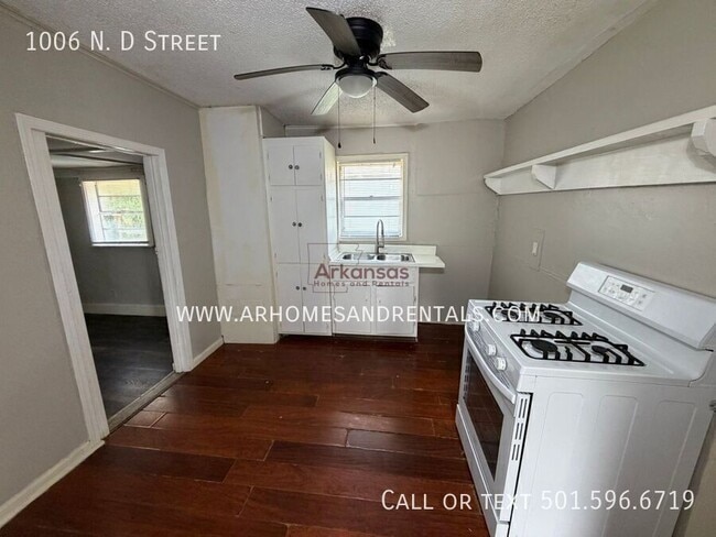 Photo - 1006 N Dakota Ave
