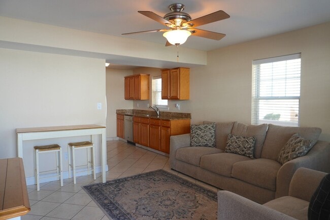 Photo - 9211 Atlantic Ave