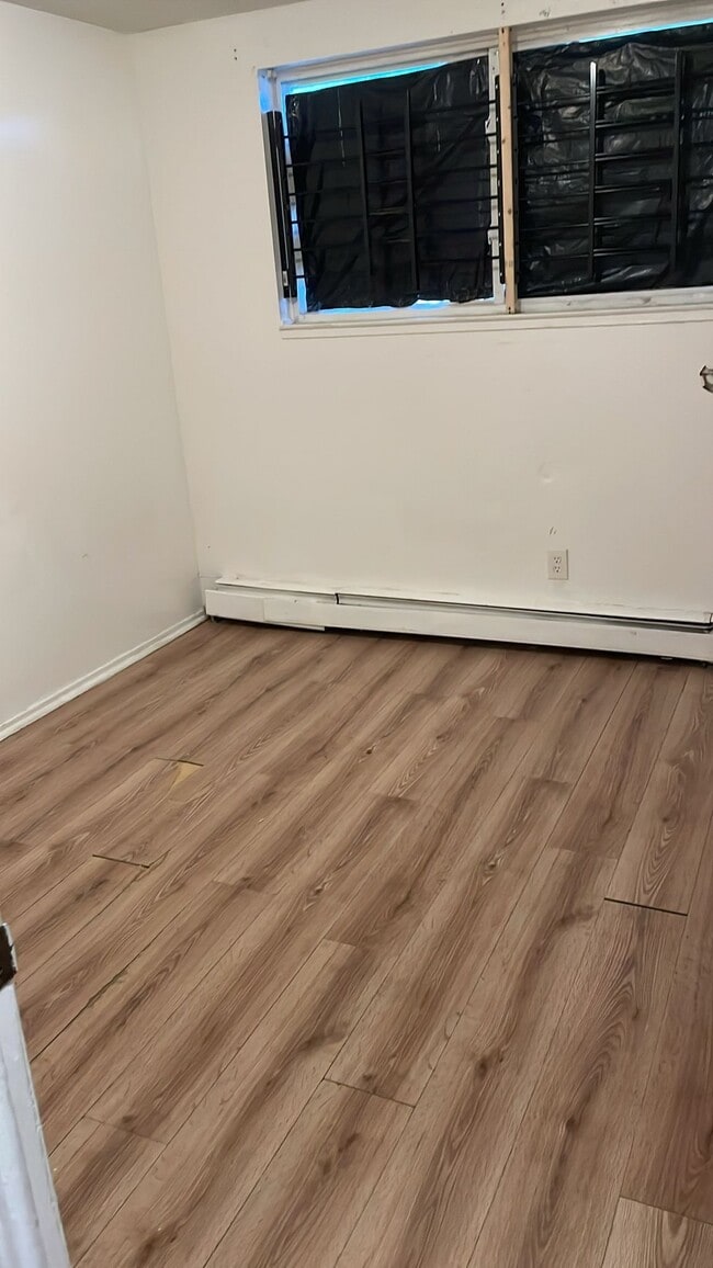 Photo - 3265 E 143rd St Unidad 105