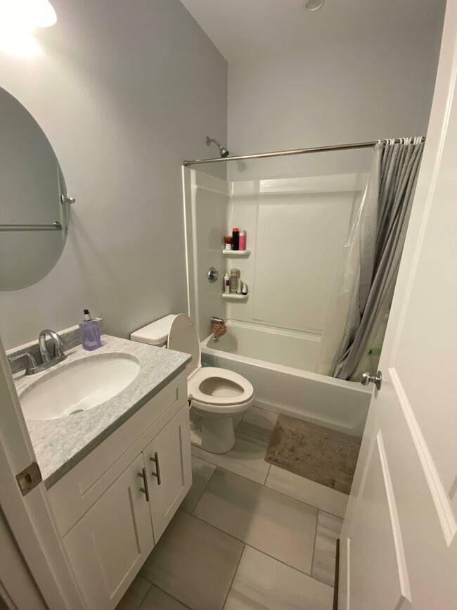 Photo - 2A Islington St Condo