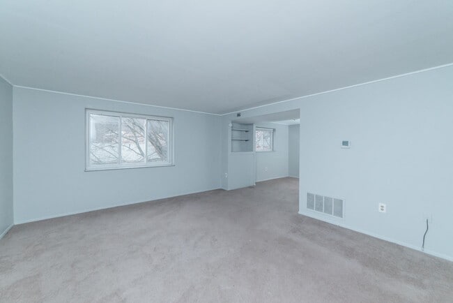 Photo - Parkside Apartments