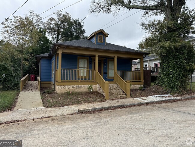 Building Photo - 878 Tatnall St Rental