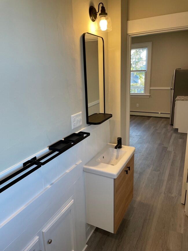 Photo - 265-267 Nesmith St