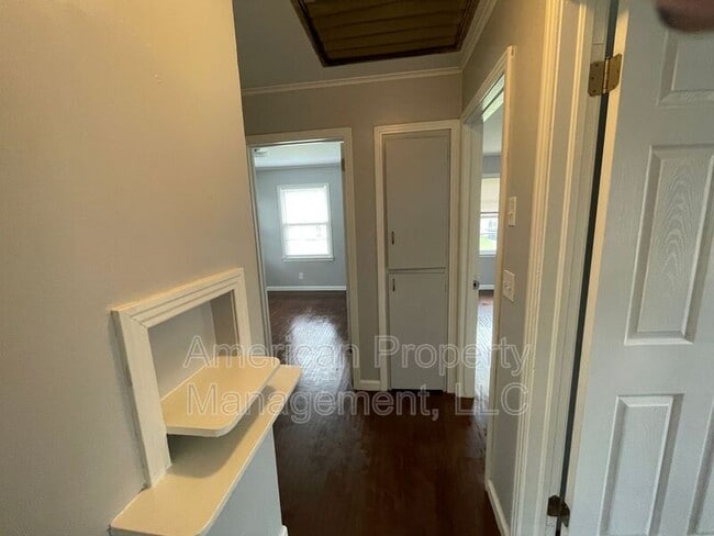 Photo - P2-1Q- 6128 E. 17th St