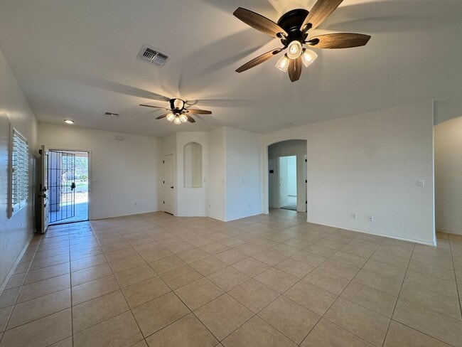 Building Photo - 3BR,2BS Custom home w/3 Car-Boat Deep Garage-Target shopping area