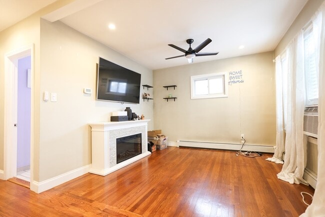 Photo - 43-45-45 Belnel Rd Unit 2