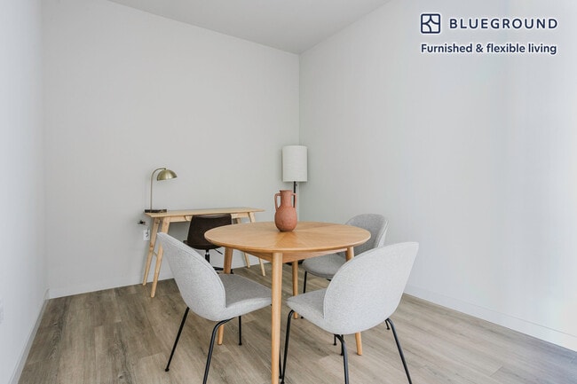 Photo - 2847 Leeward Ave Unit FL3-ID1264