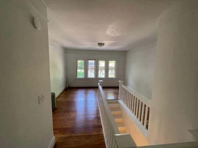 402 E Wayne St Unit 3