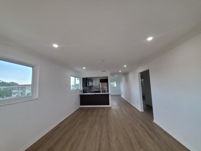 Photo - 91 NW 51st Pl