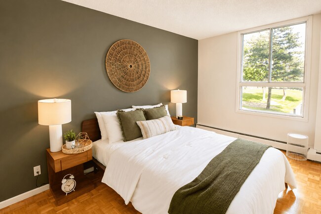 Photo - The Oaks Apartments