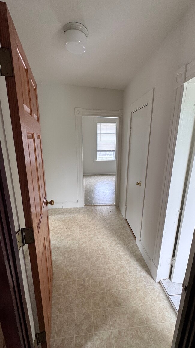 Photo - 63 Sylvan Ave Unit 2nd Floor