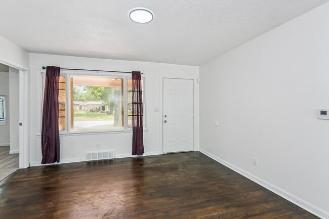 Photo - 2807 S Pattie St