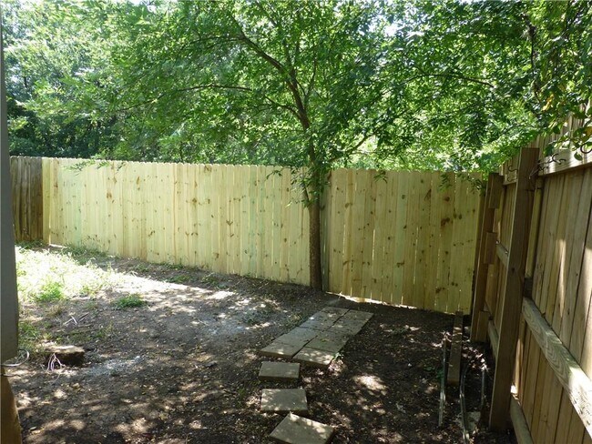 Photo - 2514 Howellwood Way