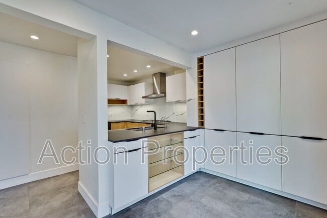 Photo - 209 Ortega Ave