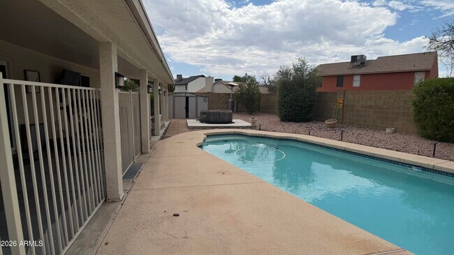 Photo - 15201 N 61st Ave