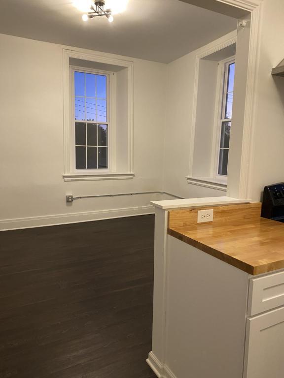 Photo - 713 Locust St