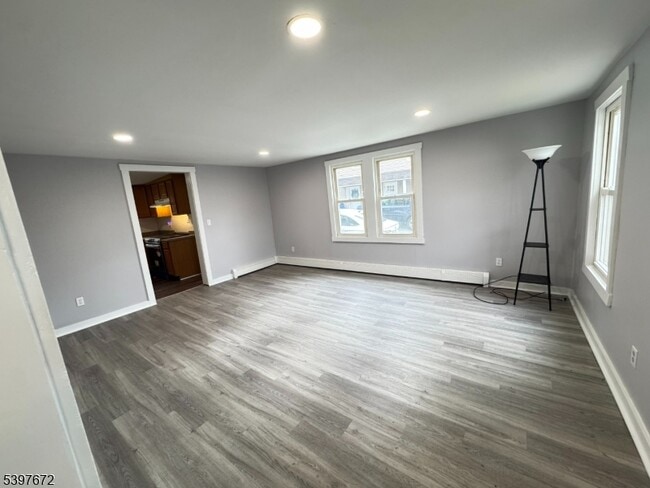 Photo - 606 Hardyston Ville Rd