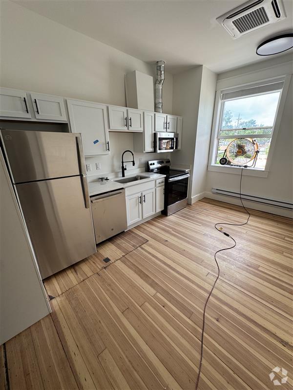 Building Photo - 3614 6th Ave Rental