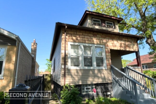 Photo - 7232 S Winchester Ave House