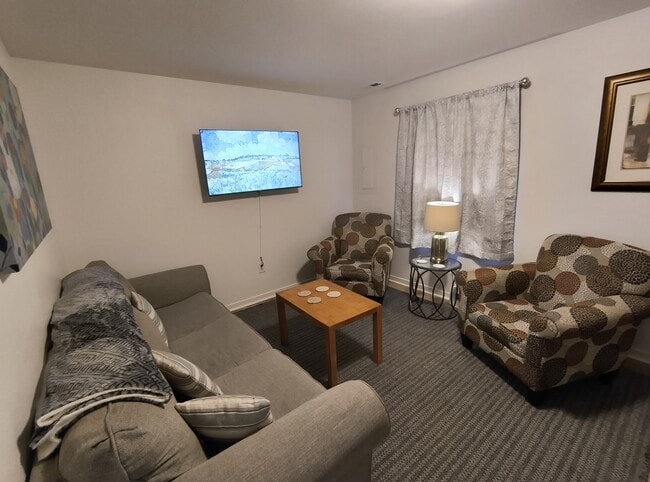 Photo - 3518 E Richmond Rd Unit 3518-13