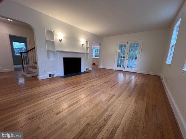 Photo - 2373 N Quincy St