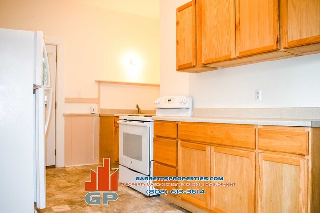 Photo - 64 N Pleasant St Unit 3