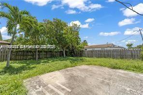 Photo - 303 NW 7th St Unit 1-2