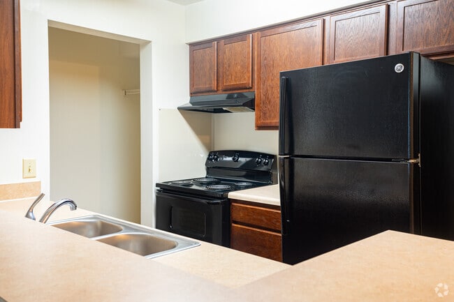 2BR, 2BA
