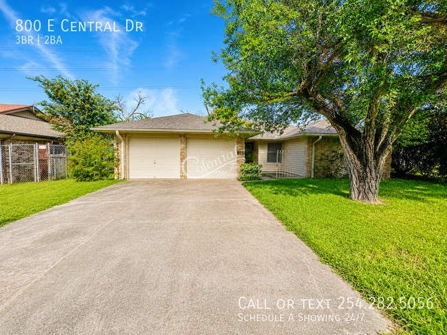 Photo - 800 Central Dr