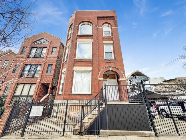 Building Photo - 2735 W Potomac Ave Unit 3 Rental